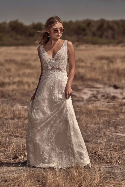 White April WA6064