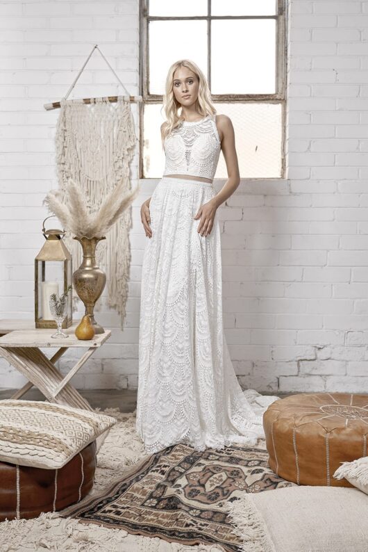 White April WA6072